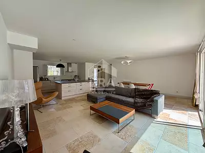 Maison, 180 m²