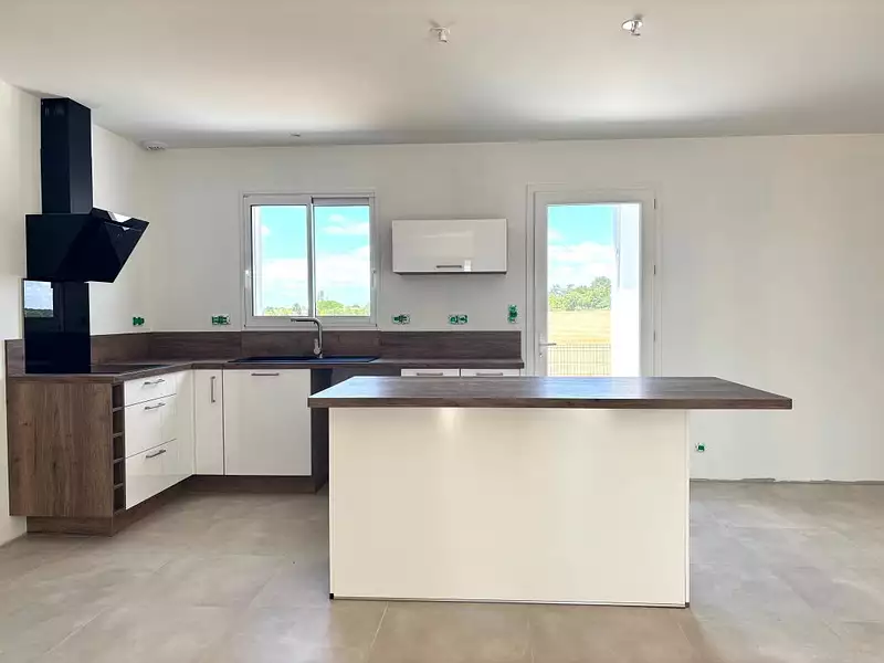 Maison, 94 m²