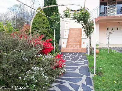 Maison, 214 m²