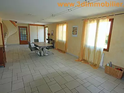 Maison, 290 m²