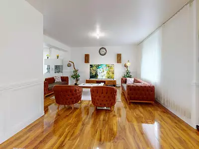 Maison, 310 m²