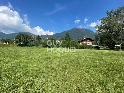 Terrain, 680 m²