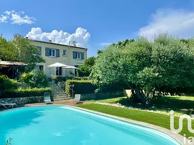 Maison, 161 m²