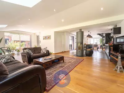 Maison, 220 m²