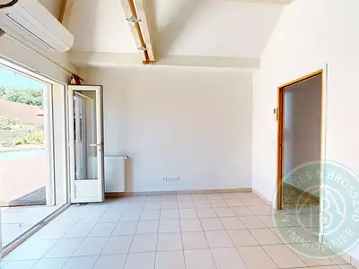 Maison, 180 m²