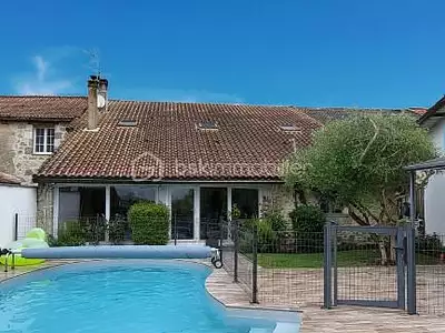 Maison, 191 m²
