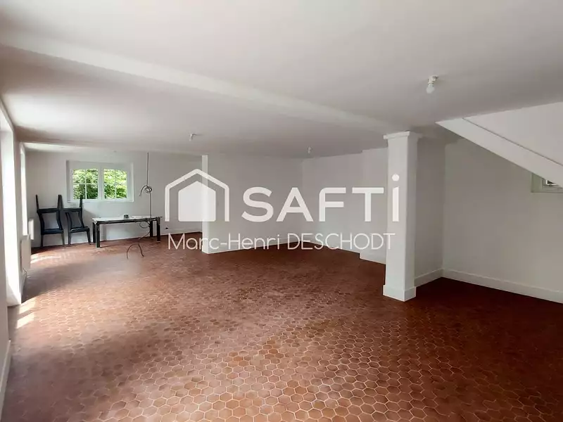 Maison, 230 m²