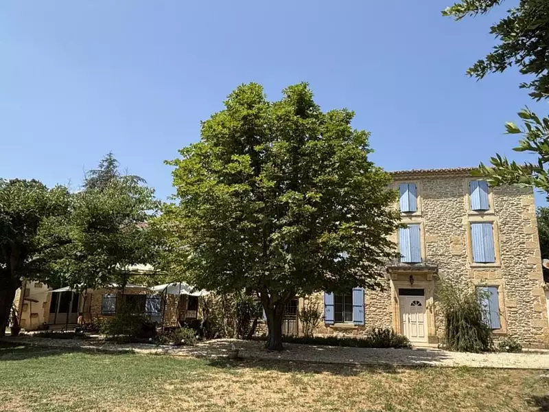 Maison, 280 m²