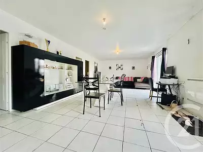 Maison, 94 m²