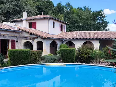 Maison, 161 m²
