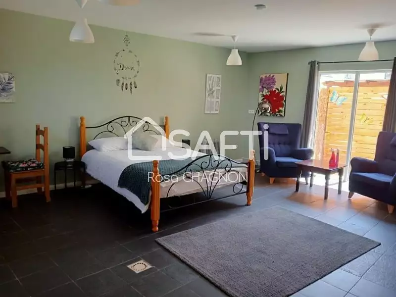 Maison, 233 m²