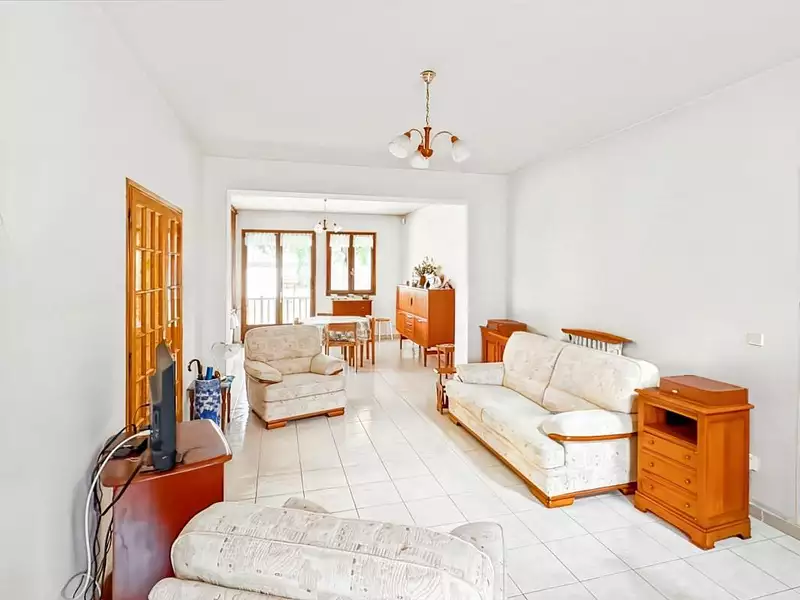 Maison, 185 m²