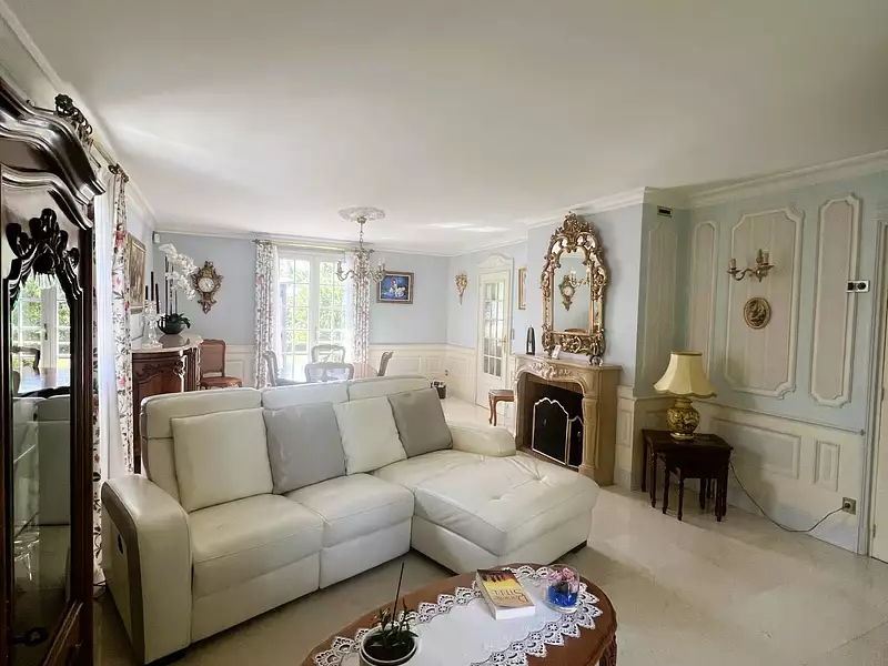 Maison, 204 m²