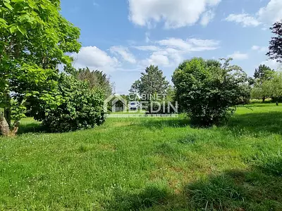 Terrain, 836 m²