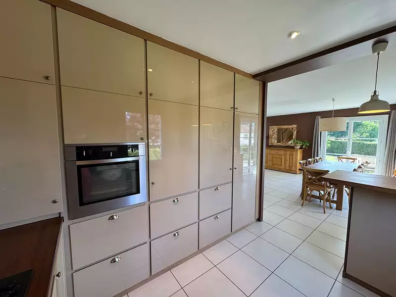 Maison, 145 m²