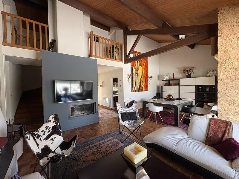 Maison, 167 m²