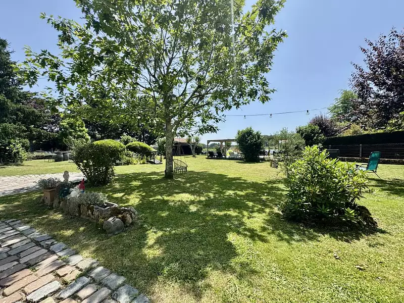 Maison, 260 m²