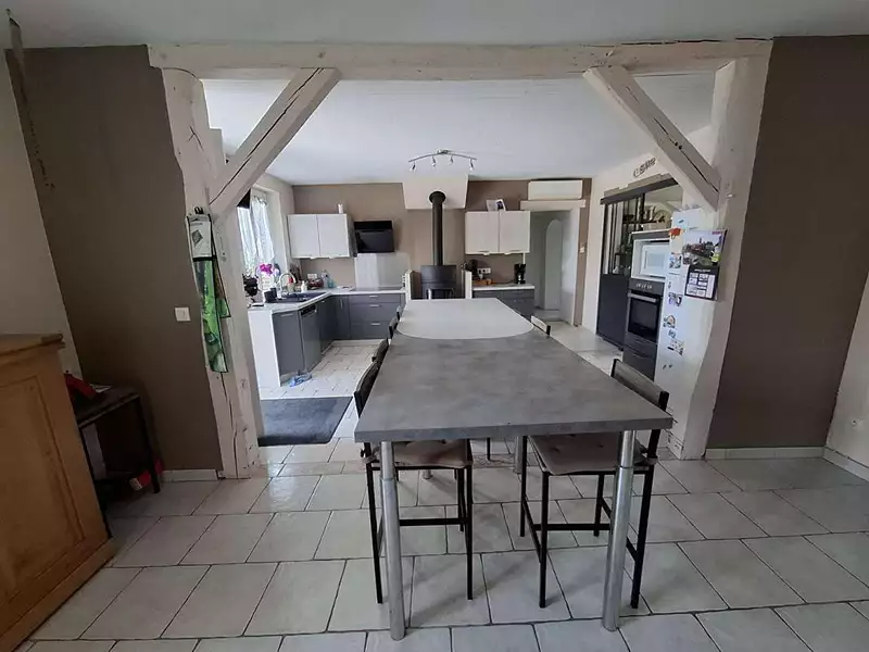 Maison, 215 m²