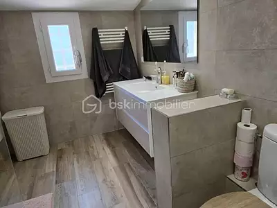 Maison, 300 m²