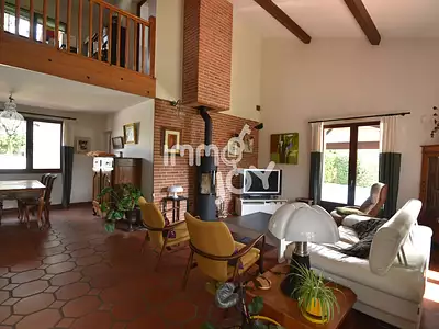 Maison, 168 m²