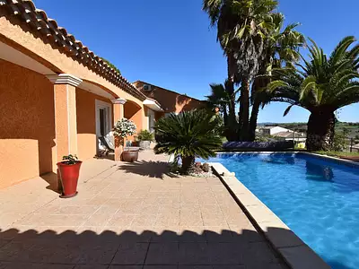 Maison, 235 m²