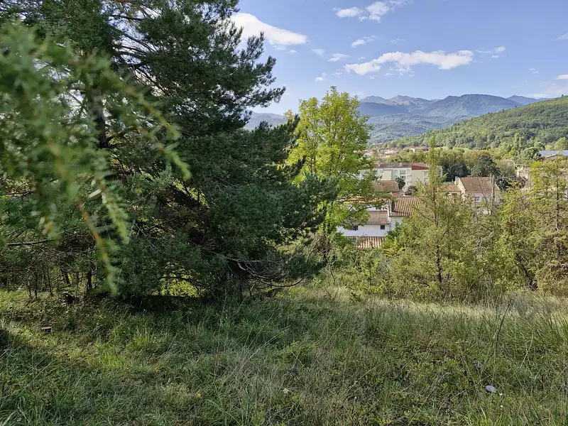 Terrain, 539 m²