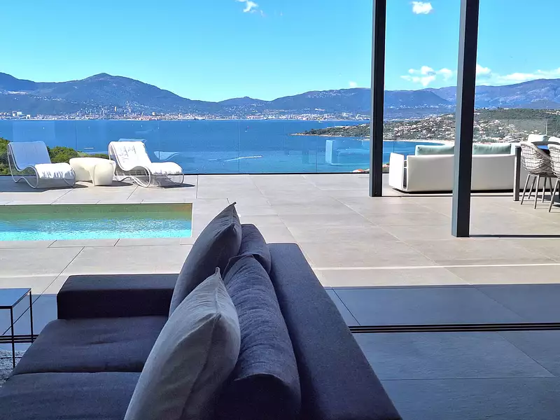 Maison, 211 m²