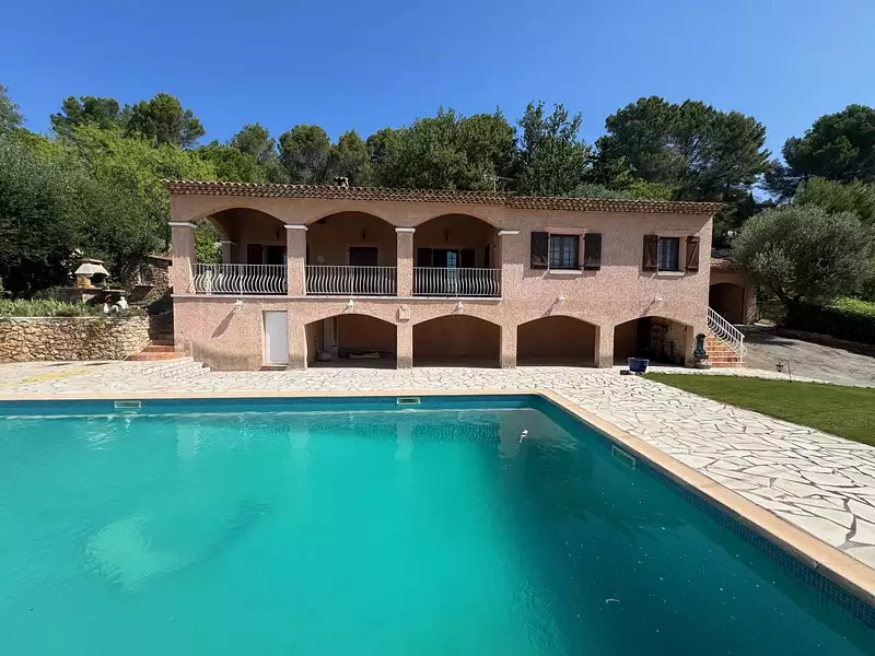 Maison, 130 m²