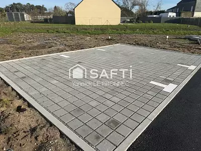 Terrain, 821 m²