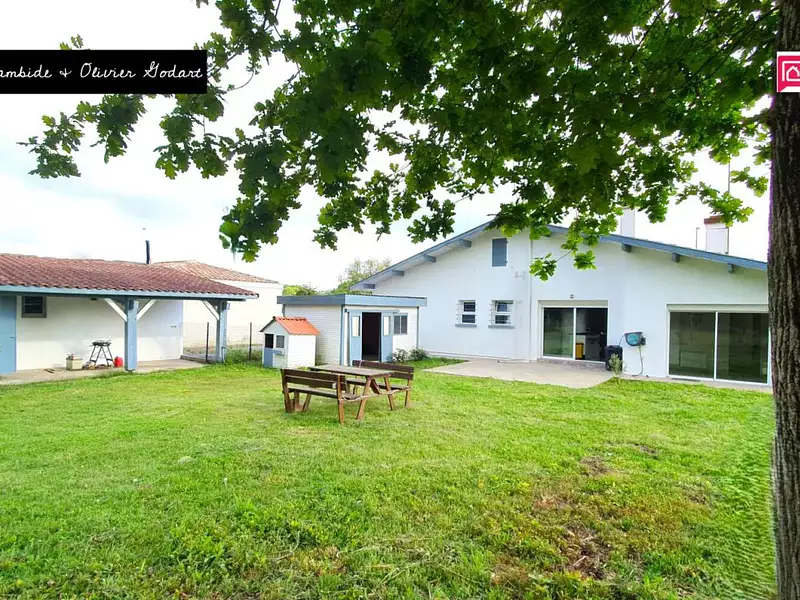 Maison, 114 m²