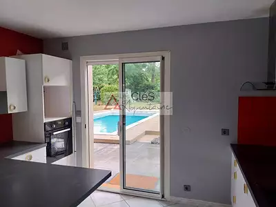 Maison, 190 m²