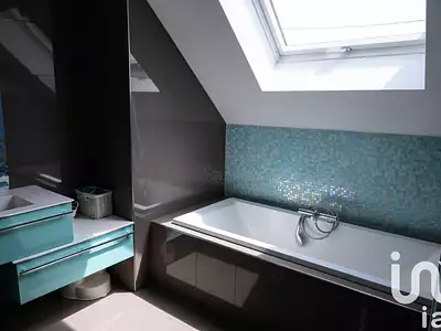 Maison, 162 m²