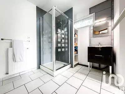 Maison, 195 m²