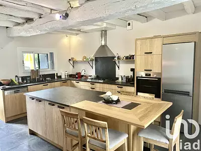 Maison, 216 m²