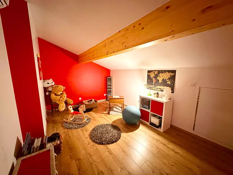 Maison, 165 m²