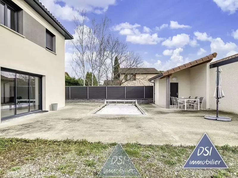 Maison, 122 m²