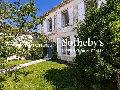 Maison, 380 m²