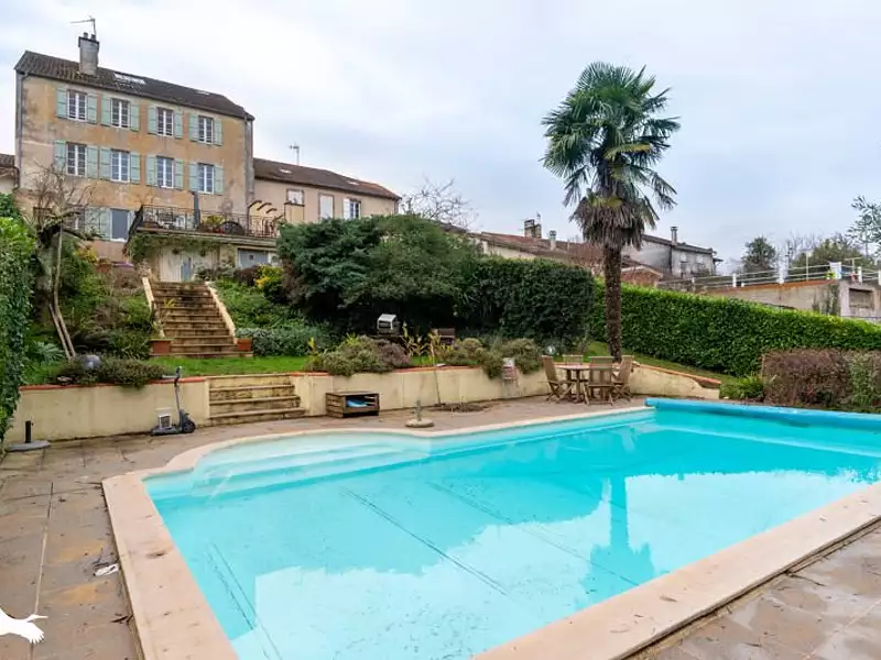 Maison, 365 m²
