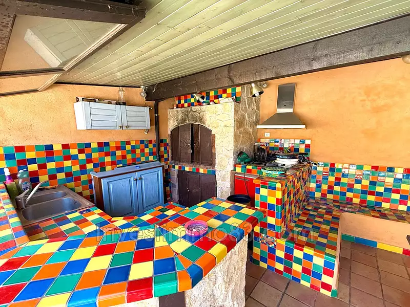 Maison, 250 m²