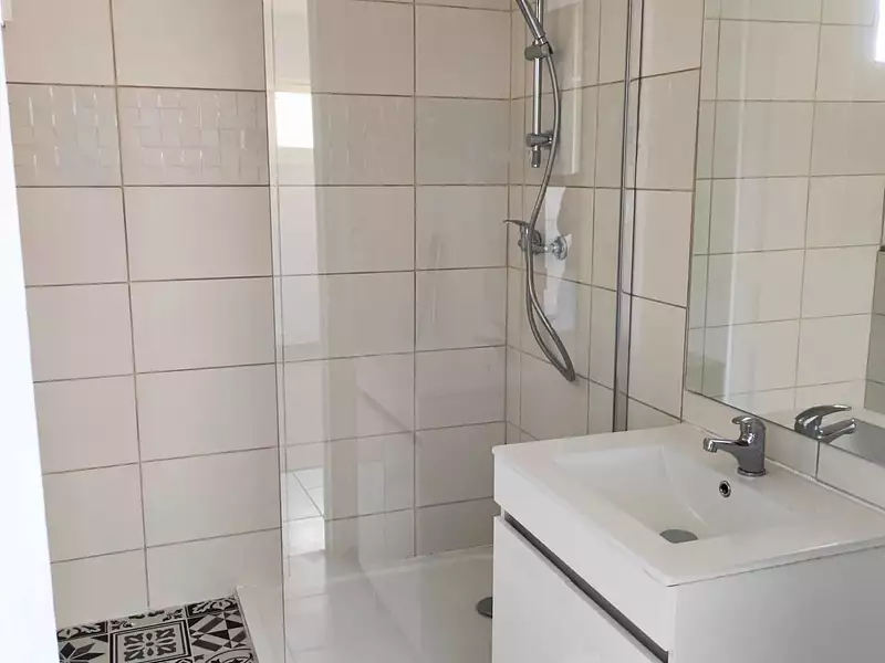 Immeuble, 295 m²