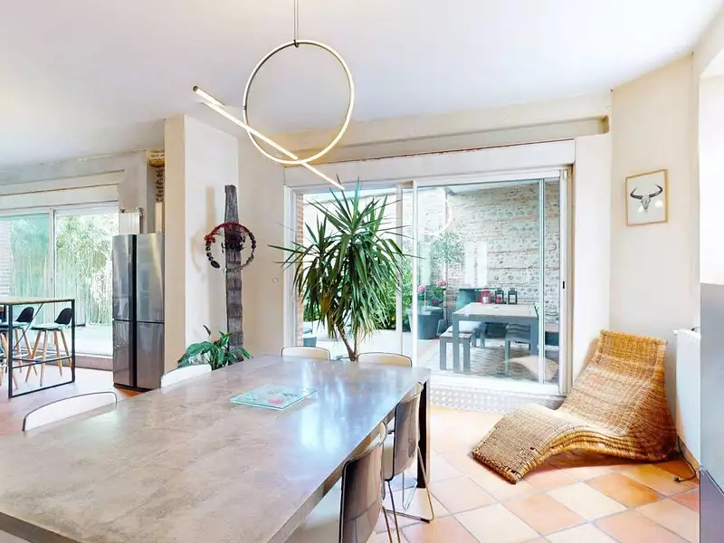 Maison, 318 m²