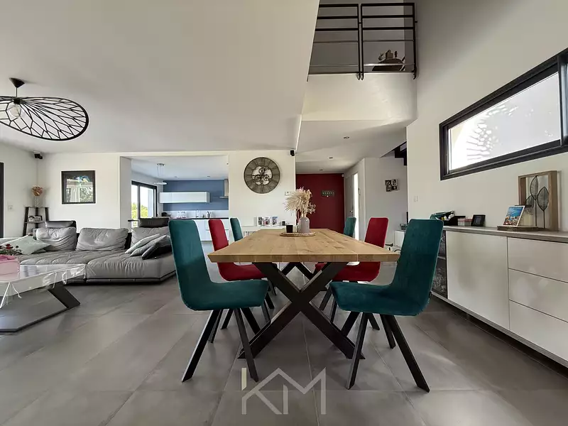 Maison, 177,1 m²