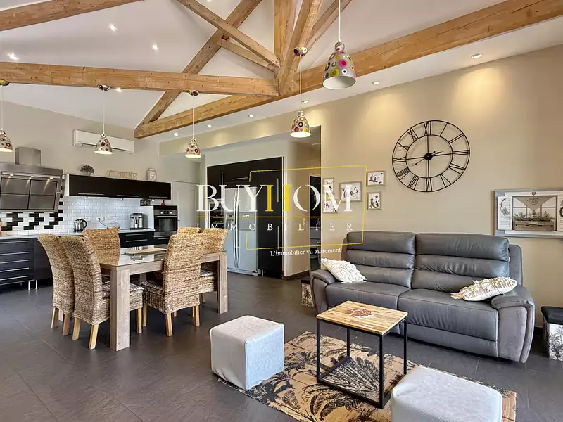 Maison, 115 m²