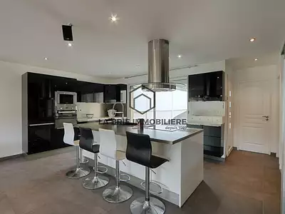 Maison, 155,94 m²
