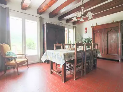 Maison, 276 m²