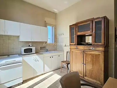 Immeuble, 302 m²