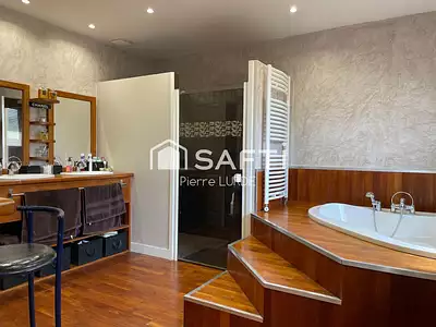 Maison, 207 m²