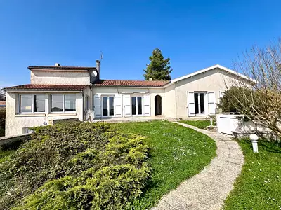 Maison, 205 m²