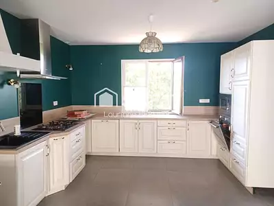 Maison, 180 m²