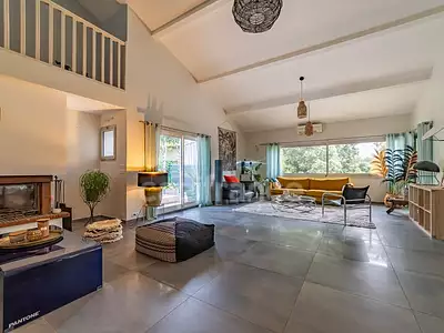 Maison, 258 m²